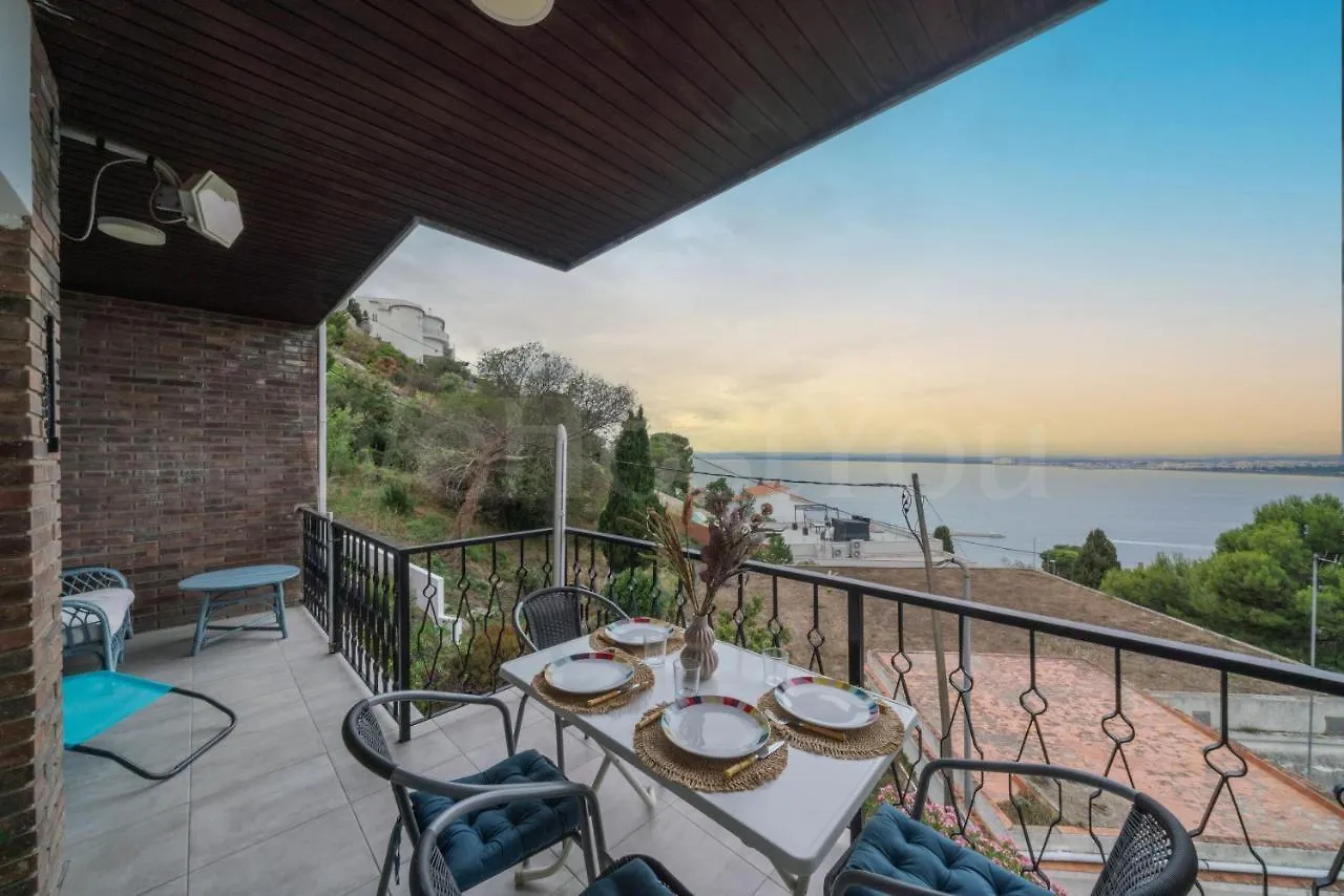 Apartment Spacieux Appartement Puig-Rom 114, Roses - Wehostyou Spain