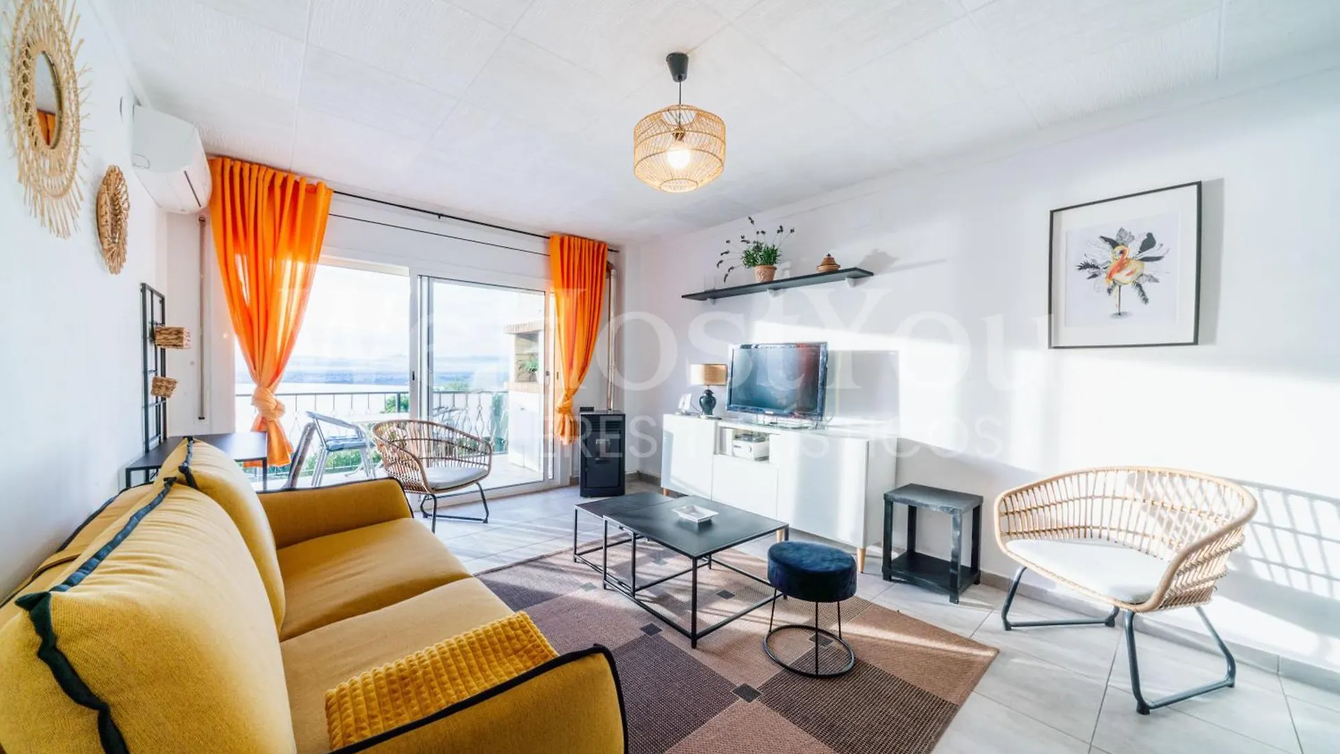 Apartment Spacieux Appartement Puig-Rom 114, Roses - Wehostyou